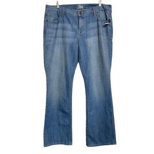 Old Navy Women's NWT Medium Wash The Diva Boot Cut Whiskered Jeans Size 16